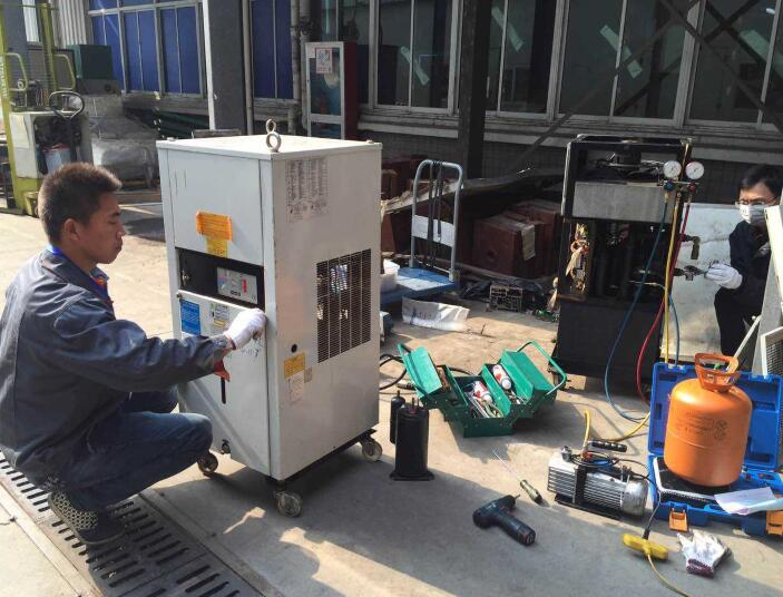 油冷機維修